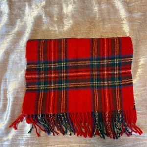 ✨Red Plaid Wool Scarf✨